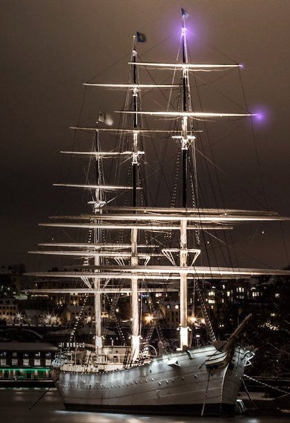 St. Elmo’s Fire illuminating ship masts