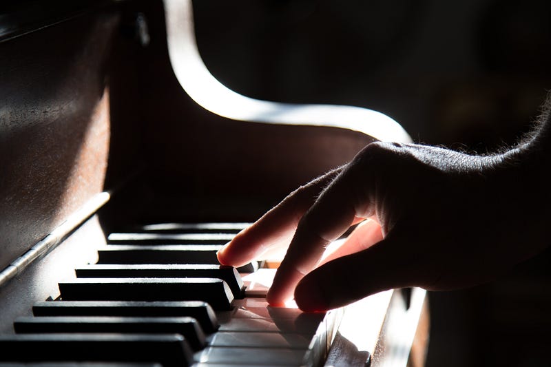 Visual representation of musical notes on a cymascope